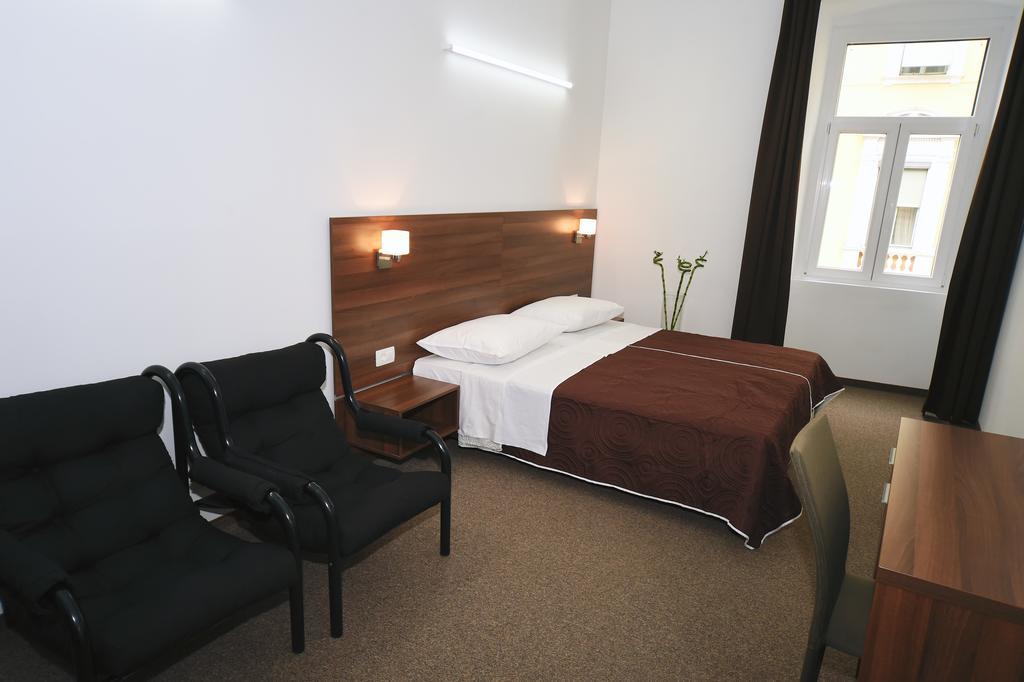 Riva Rooms Rijeka Bilik gambar